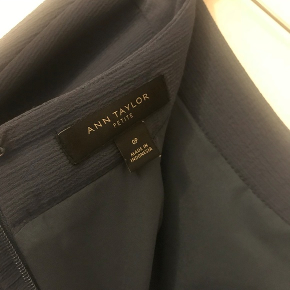 Ann Taylor Skirt with Lace Detail - Picture 6 of 6